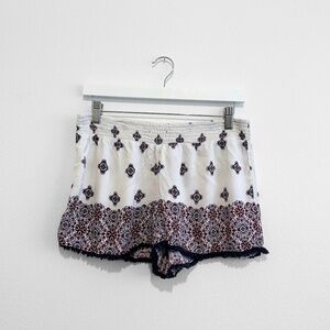 Pretty Woman's Bohemian Shorts Floral Summer Cute White, Navy Blue & Burgandy XL